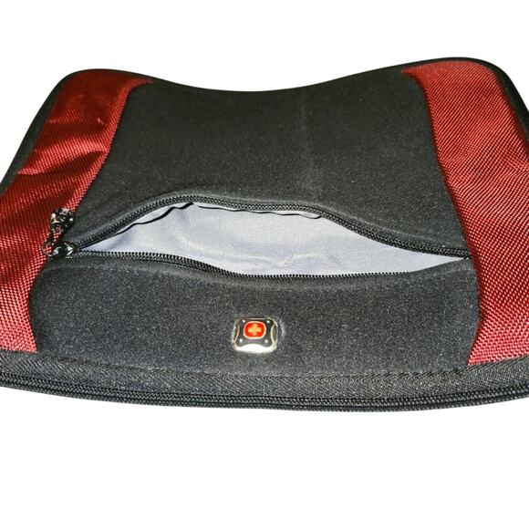 BLACK FRIDAY SALE - S/M Tablet / Laptop Sleeve Swiss Gear - Picture 2 of 6
